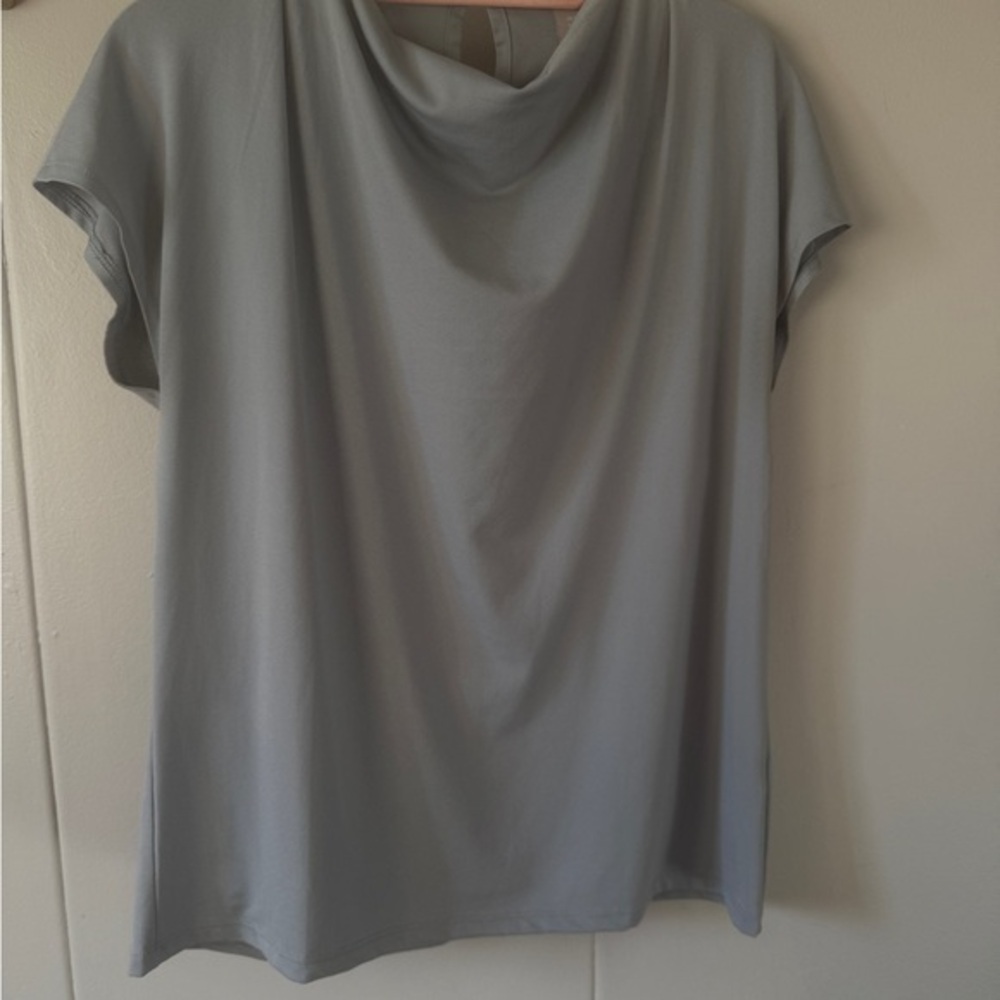 3for30 H&M Gray Cap Sleeve Relaxed Blouse
